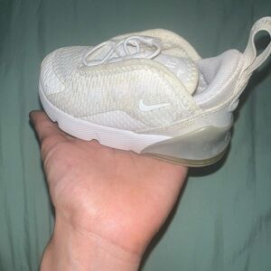 Nike Air 270 size 4c